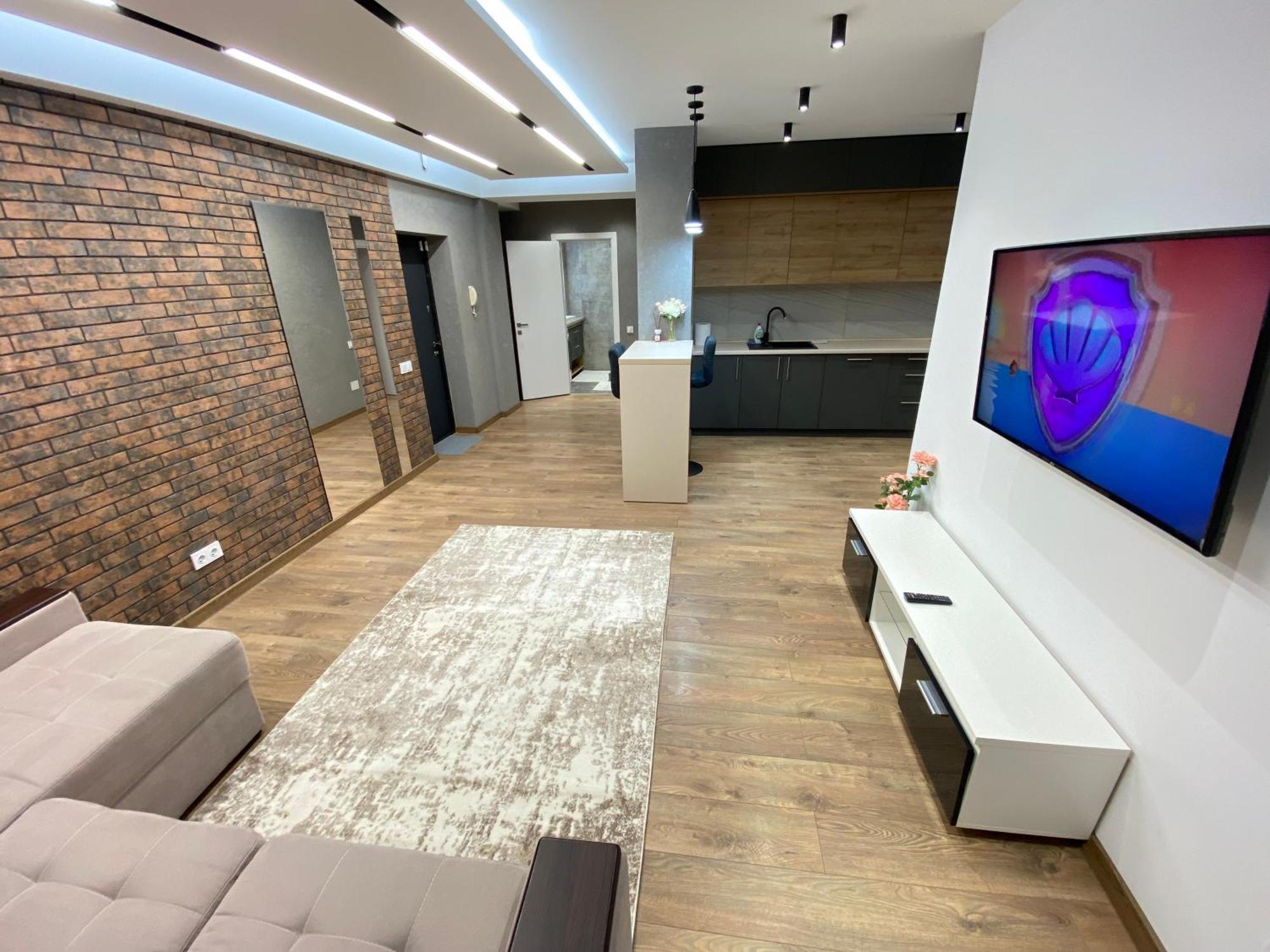 Rentnow Large And Cozy Apartment In The Center, Parking Кишинёв Экстерьер фото