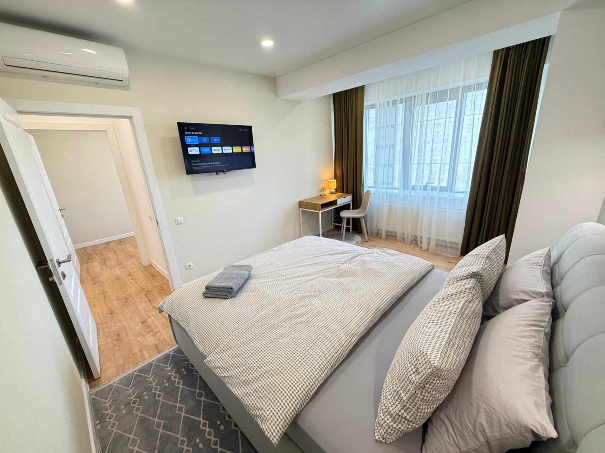 Rentnow Large And Cozy Apartment In The Center, Parking Кишинёв Экстерьер фото