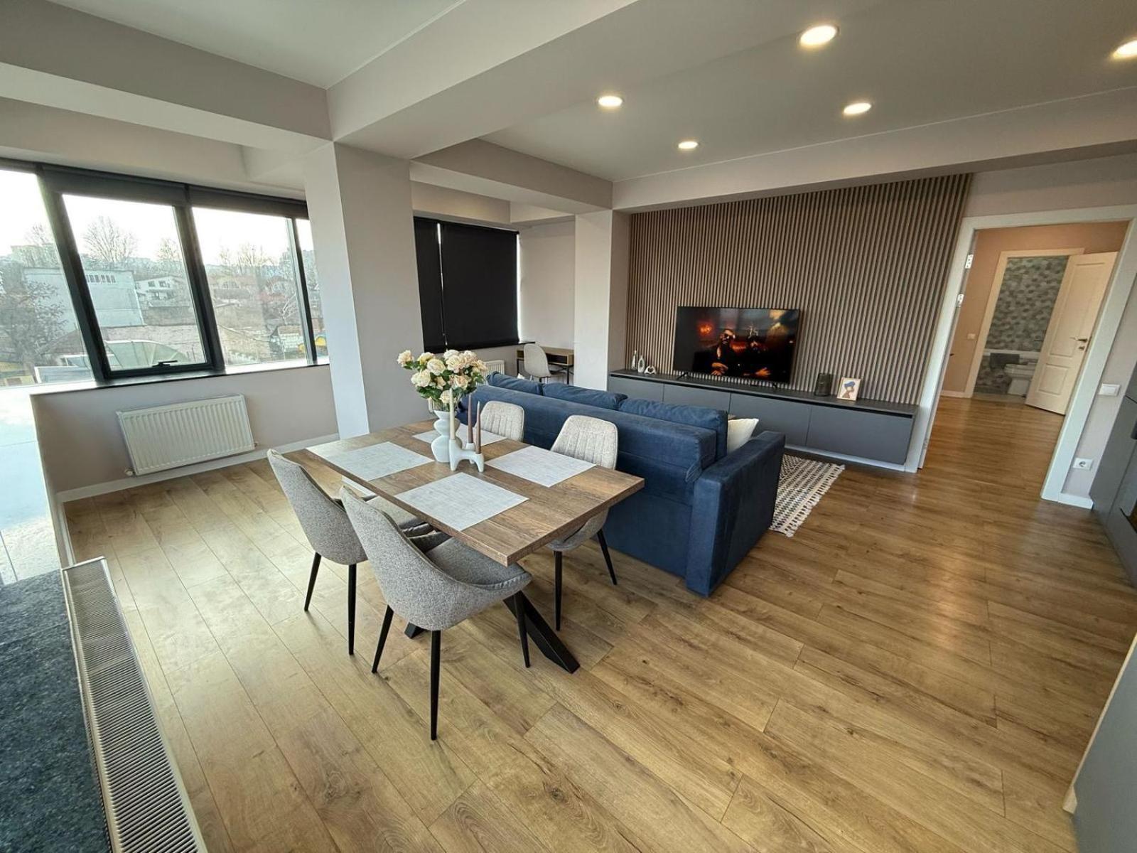 Rentnow Large And Cozy Apartment In The Center, Parking Кишинёв Экстерьер фото